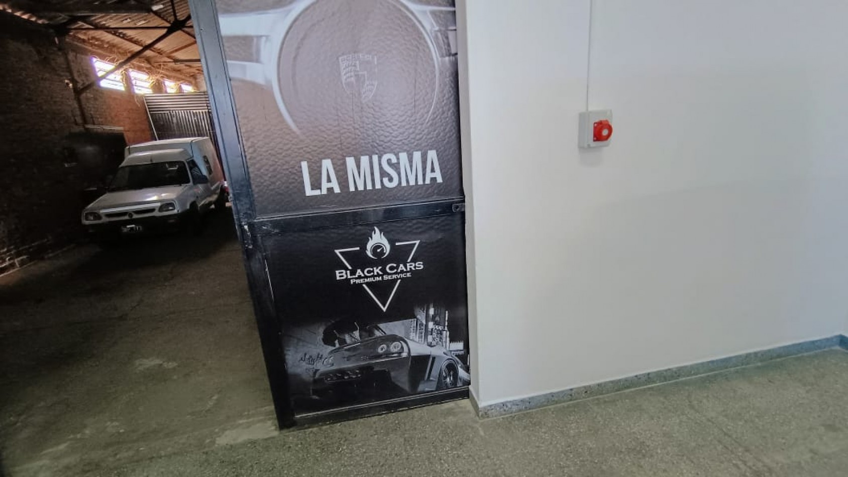  LOCAL COMERCIAL EN ALQUILER - 300 m² - PROVINCIAS UNIDAS - SIN GARANTIA PROPIETARIA