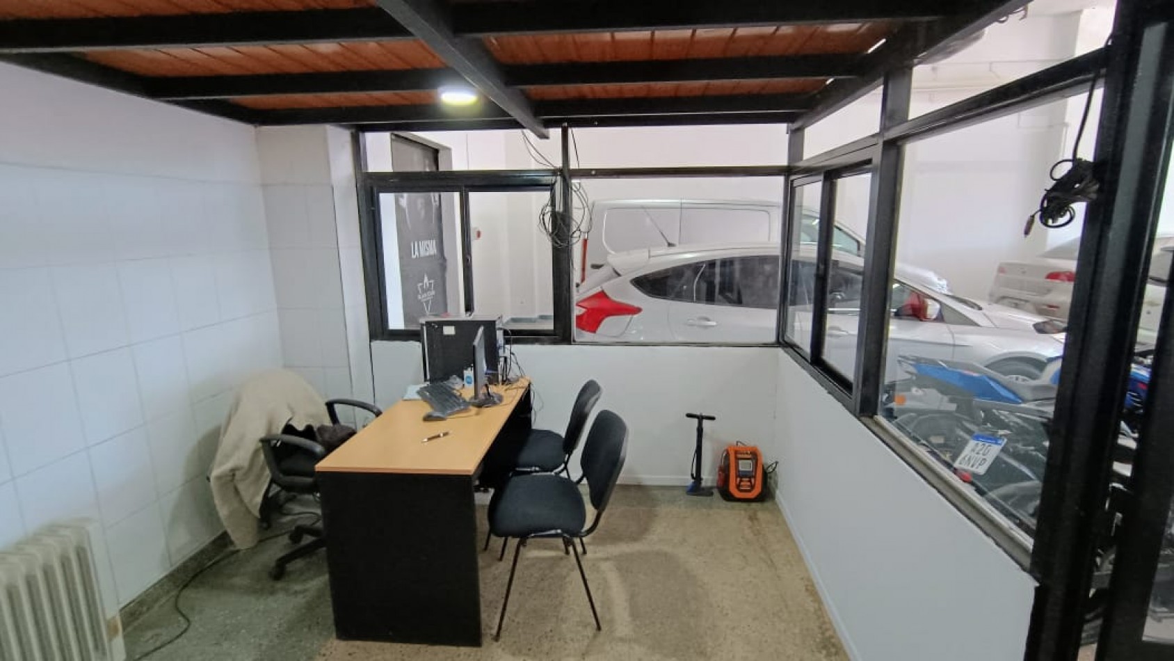  LOCAL COMERCIAL EN ALQUILER - 300 m² - PROVINCIAS UNIDAS - SIN GARANTIA PROPIETARIA
