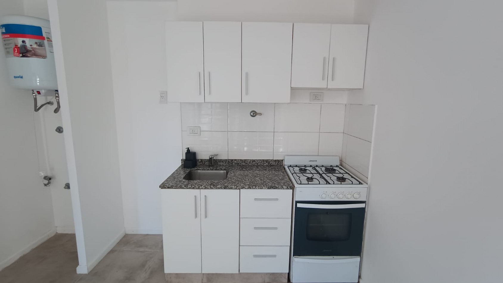 ALQUILER - Departamento de 1 dormitorio - Echesortu - Sin gtia propietaria