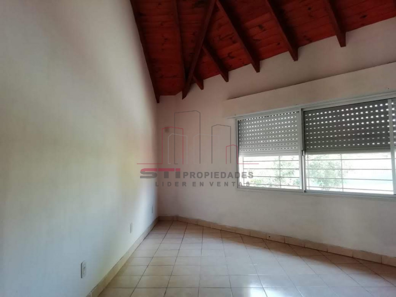 Condominio en Venta. Barrio Azcuenaga.