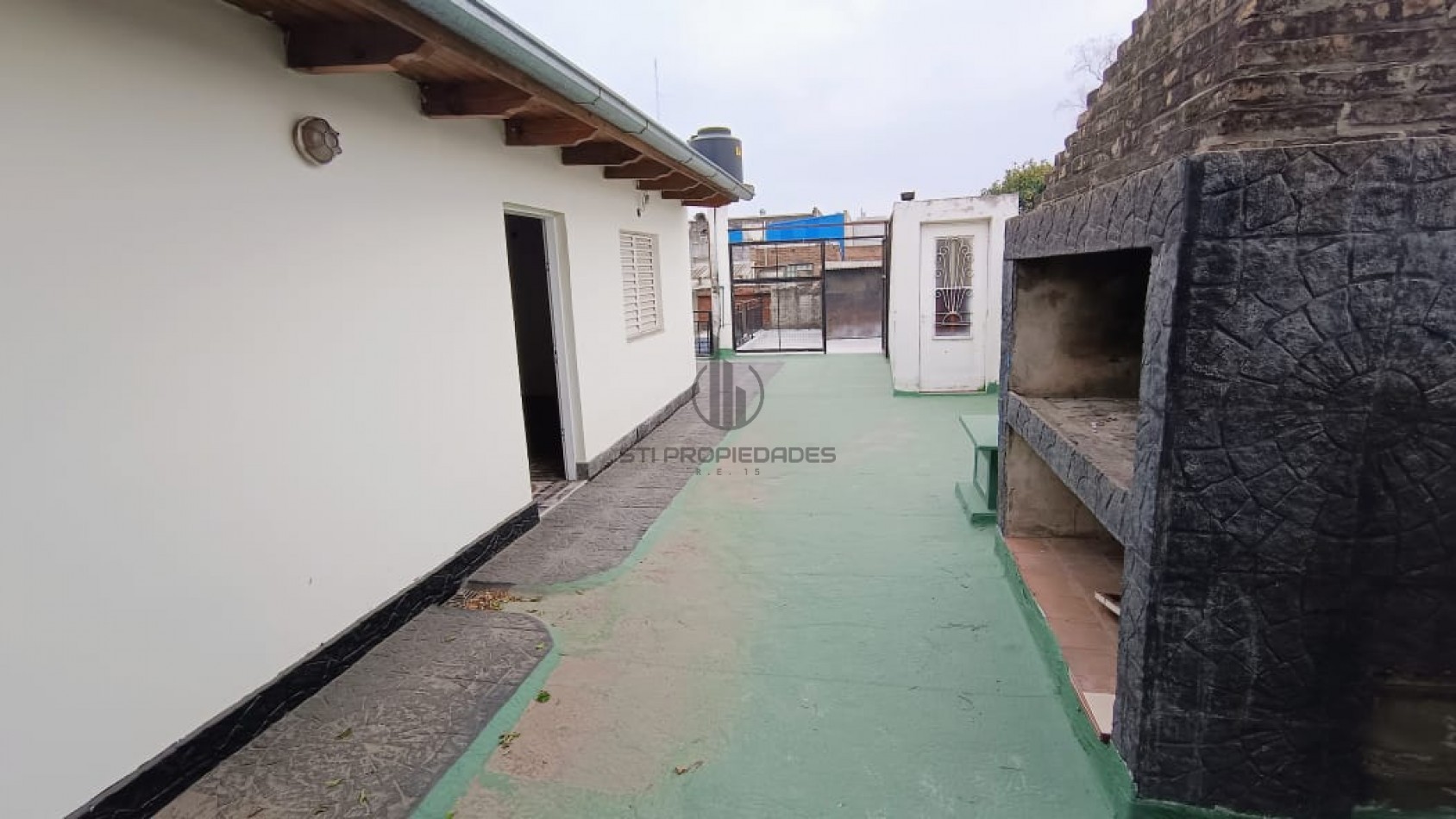 Alquiler de casa planta alta - dos dormiotorios