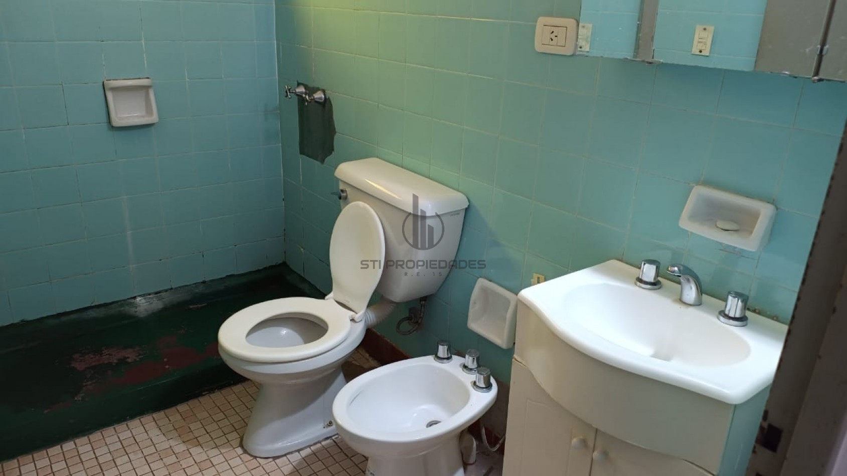 Venta de departamento de 3 dormitorios - Barrio Rucci  