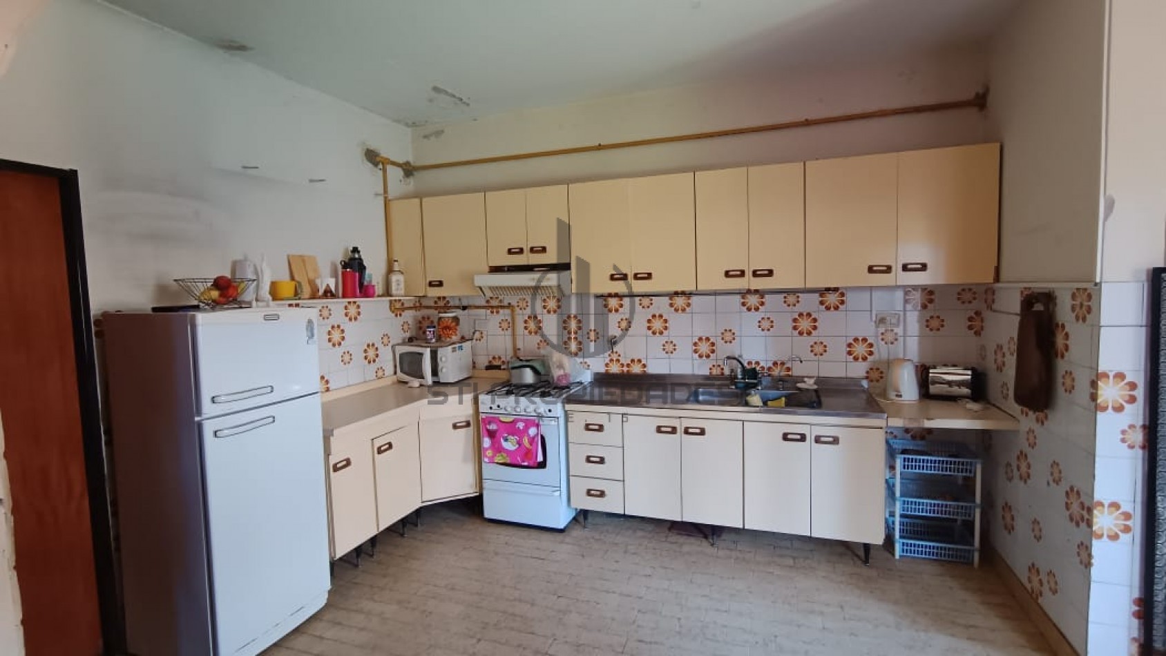 Venta de casa de 4 dormitorios con placares - 3 baños - Cochera - Lomas de Alberdi