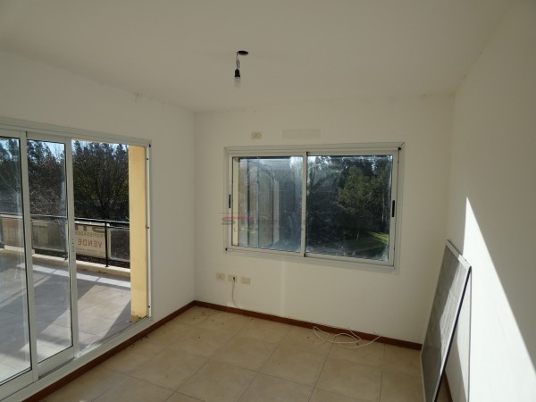 Departamento en Sol Parana Pueblo Esther. Entorno increible. Naturaleza. Arboleda.