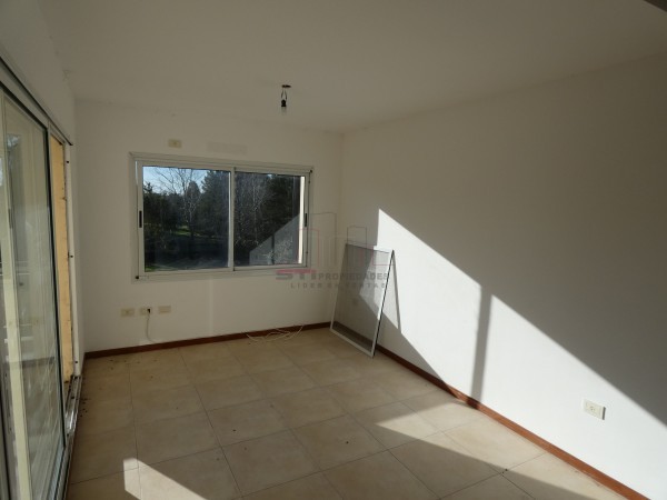 Departamento en Sol Parana Pueblo Esther. Entorno increible. Naturaleza. Arboleda.