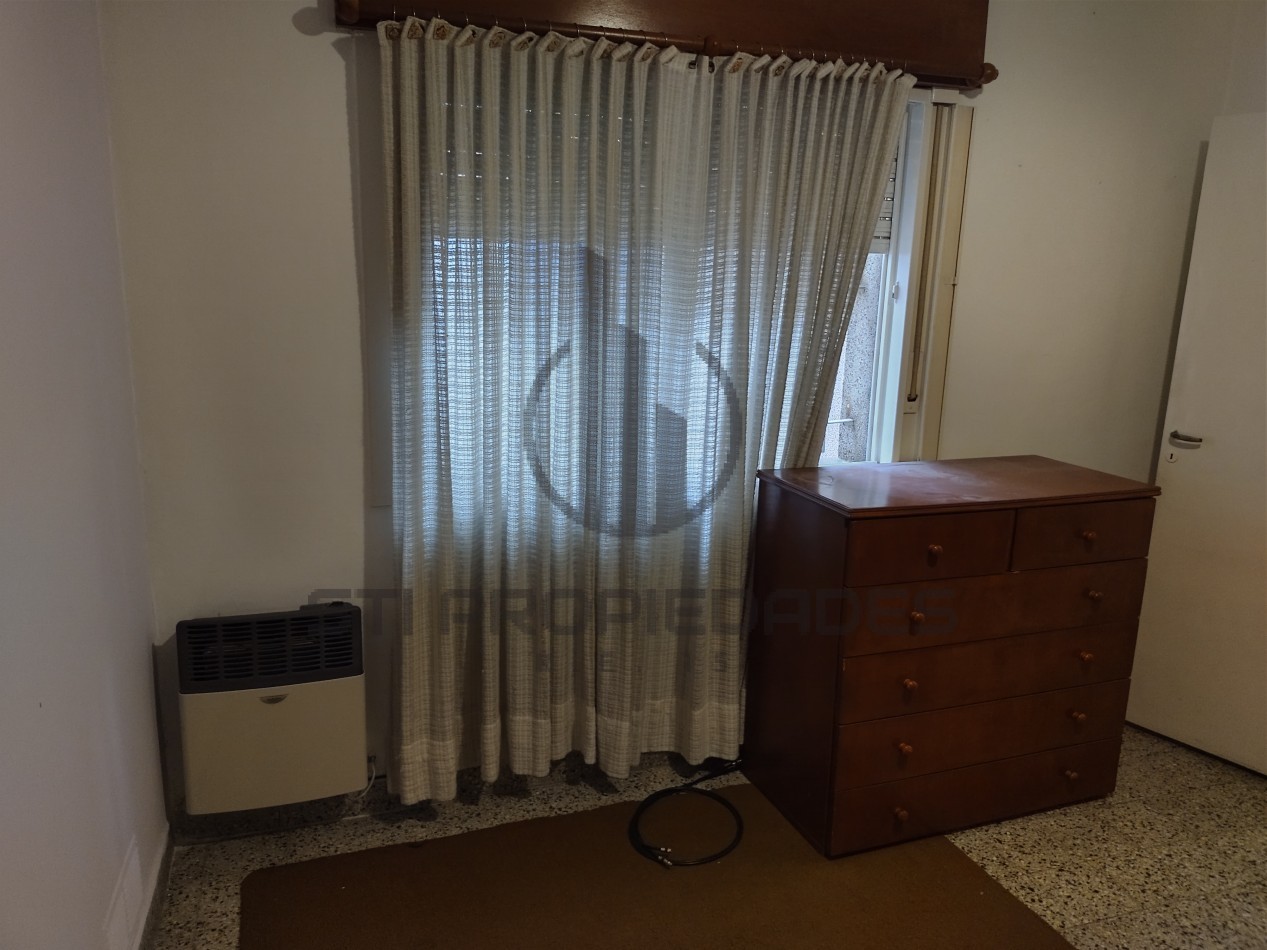 Alquiler casa de pasillo - Patio