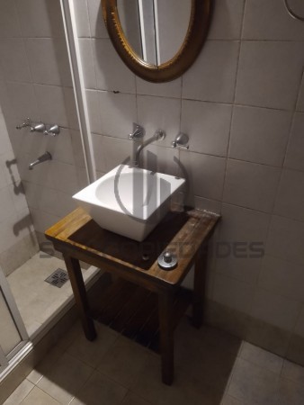 Venta de departamento de pasillo de un dormitorio - Patio - Terraza - Zona Hospitales