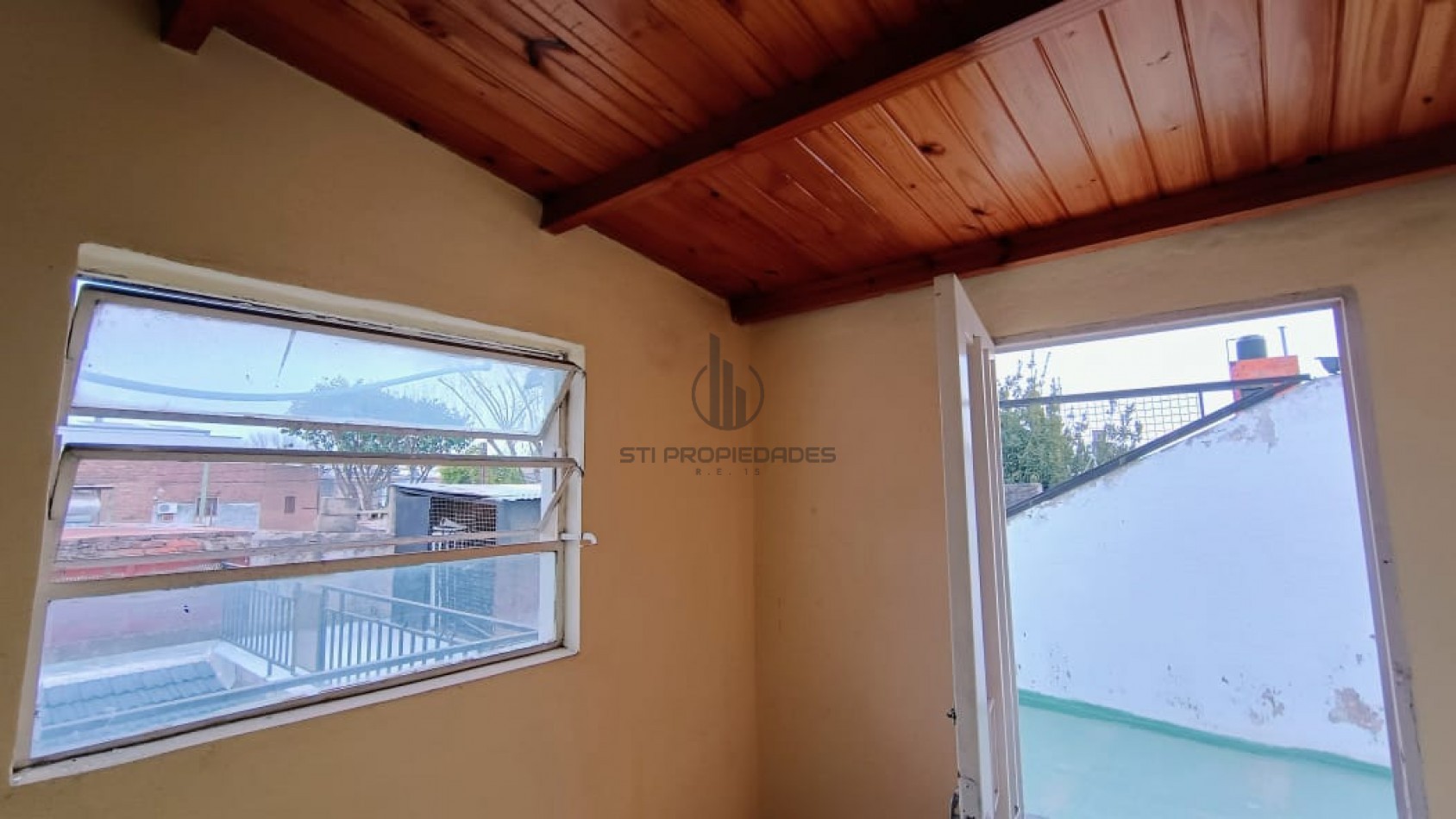 Alquiler de casa planta alta - dos dormiotorios