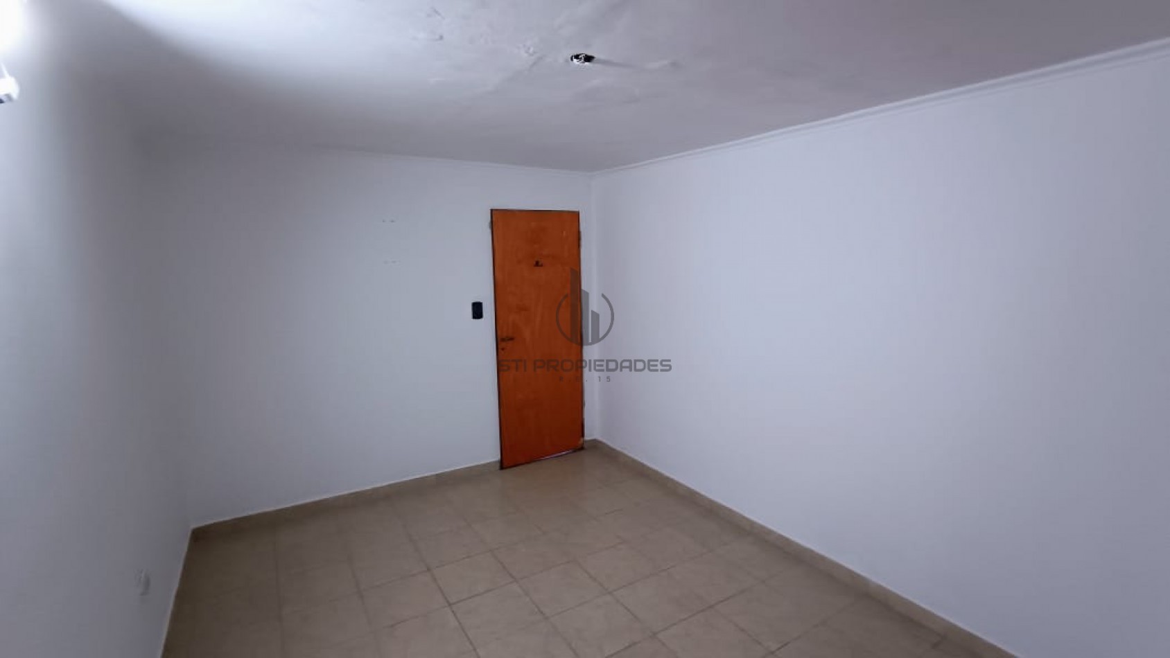 Alquiler de casa planta alta - dos dormiotorios