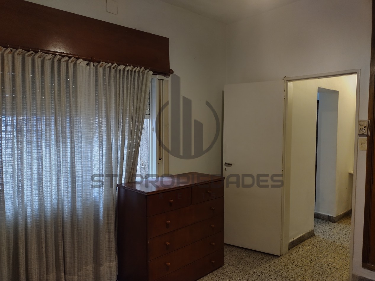 Alquiler casa de pasillo - Patio