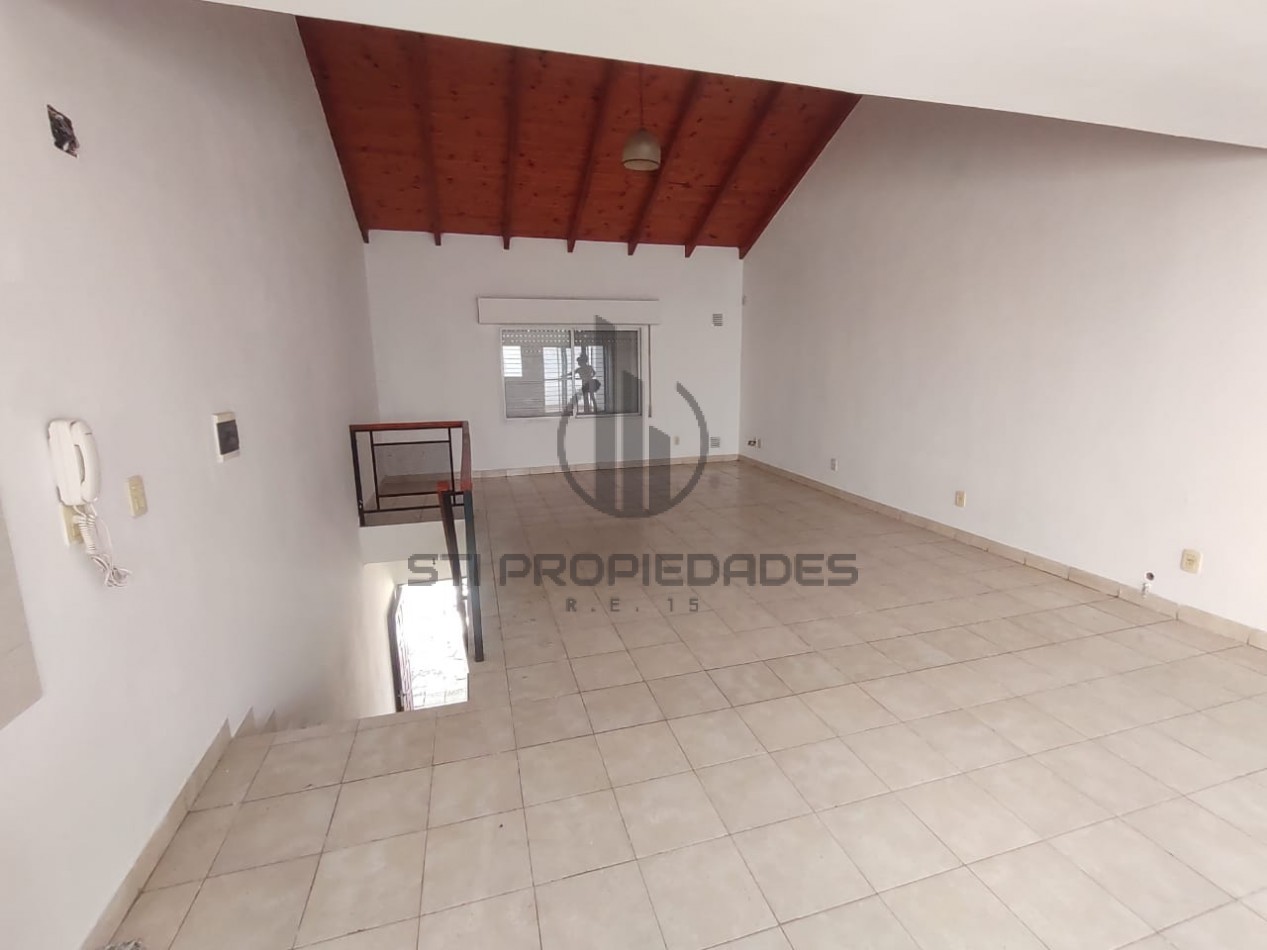 Venta departamento planta alta de dos dormitorios