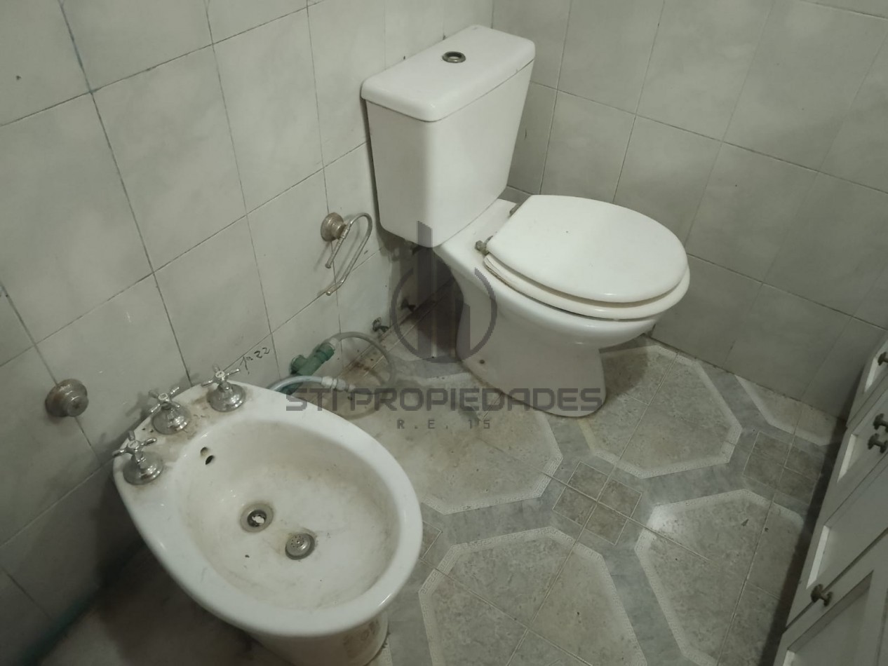 Venta de galpon en barrio Azcuenaga