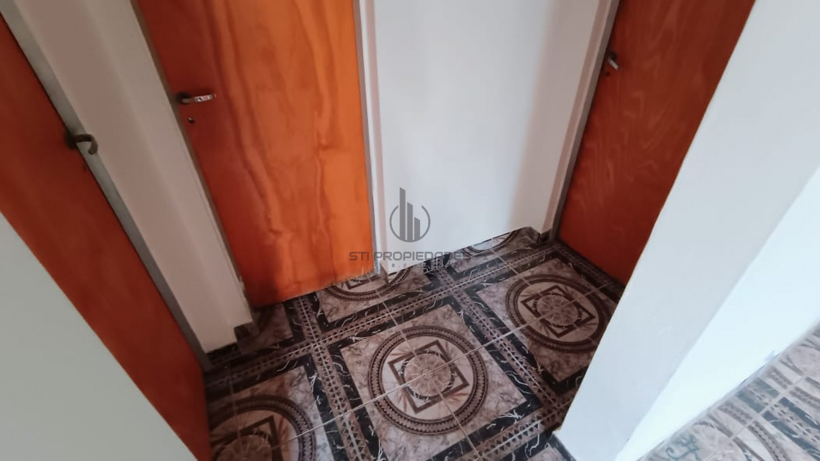 Alquiler de casa planta alta - dos dormiotorios