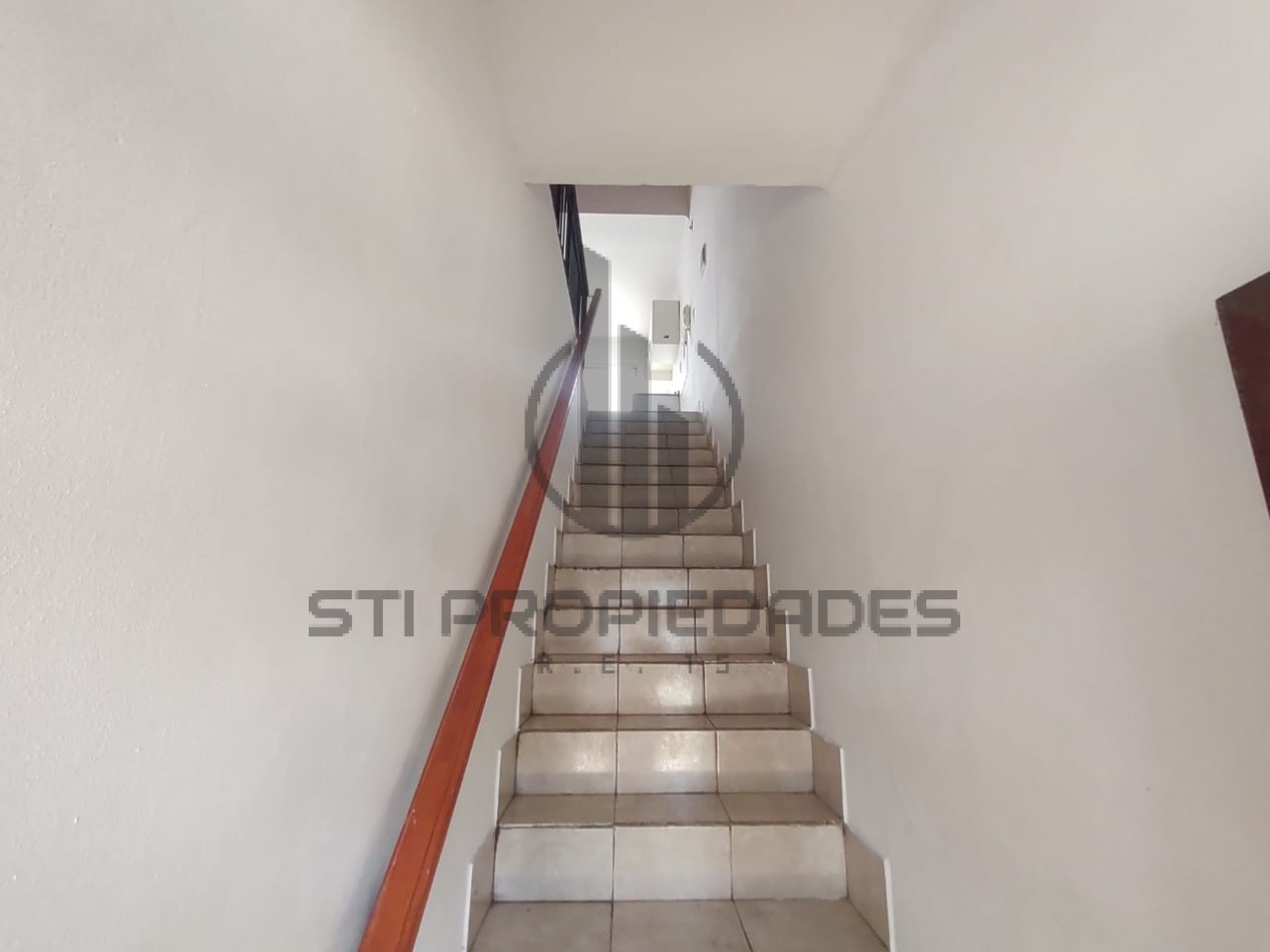 Casa planta alta en alquilar - Amplios ambientes