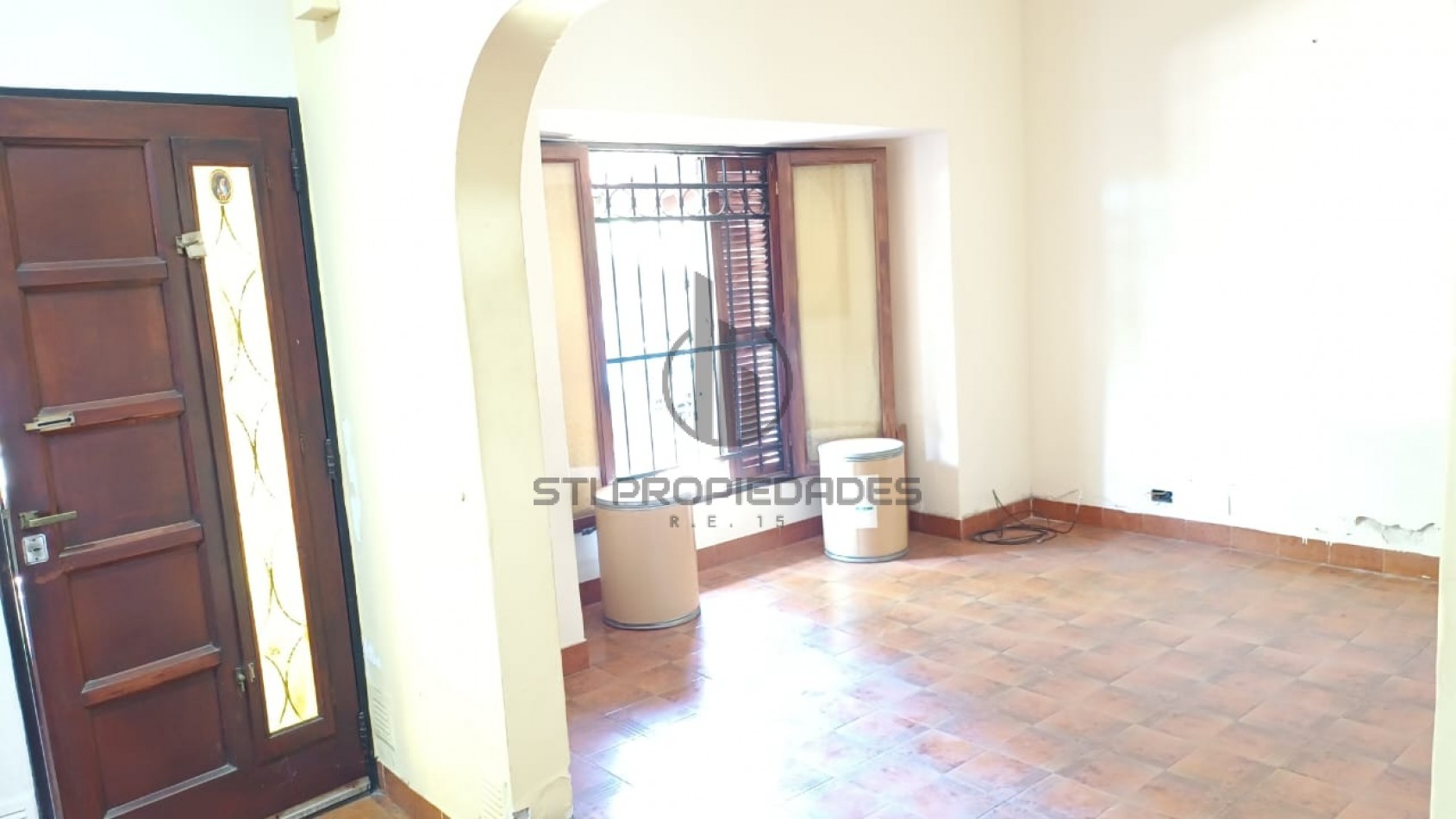 Venta de casa de 4 dormitorios con placares - 3 baños - Cochera - Lomas de Alberdi