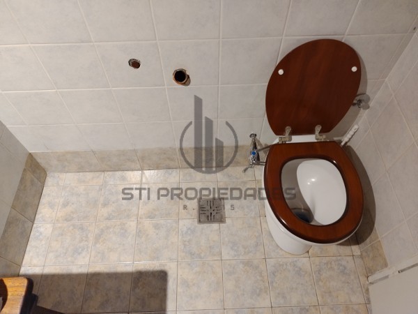 Venta de departamento de pasillo de un dormitorio - Patio - Terraza - Zona Hospitales