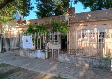 Casa en alquiler - Granadero Baigorria "Centro" Hermosa, impecable, reciclada a nueva